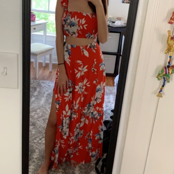 Lulu’s two piece jumpsuit - Picture 2 of 3